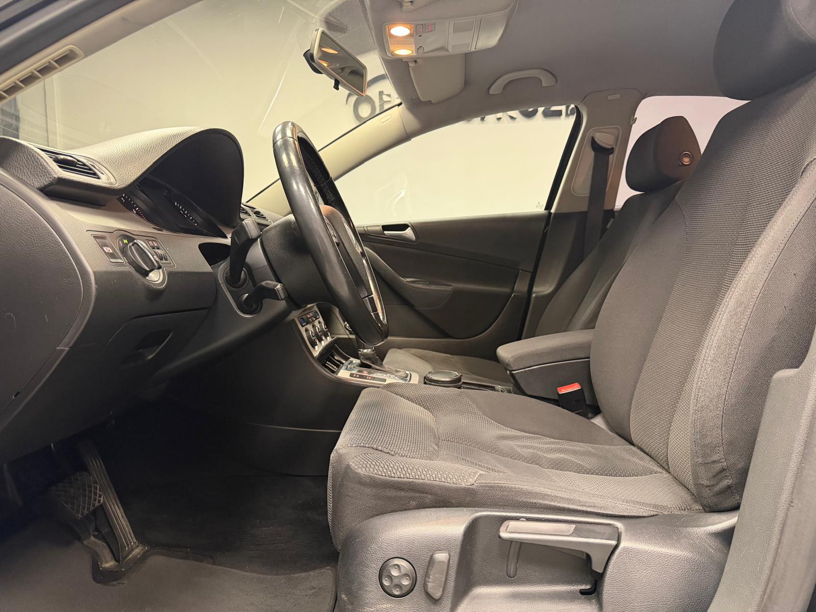 VOLKSWAGEN PASSAT 16